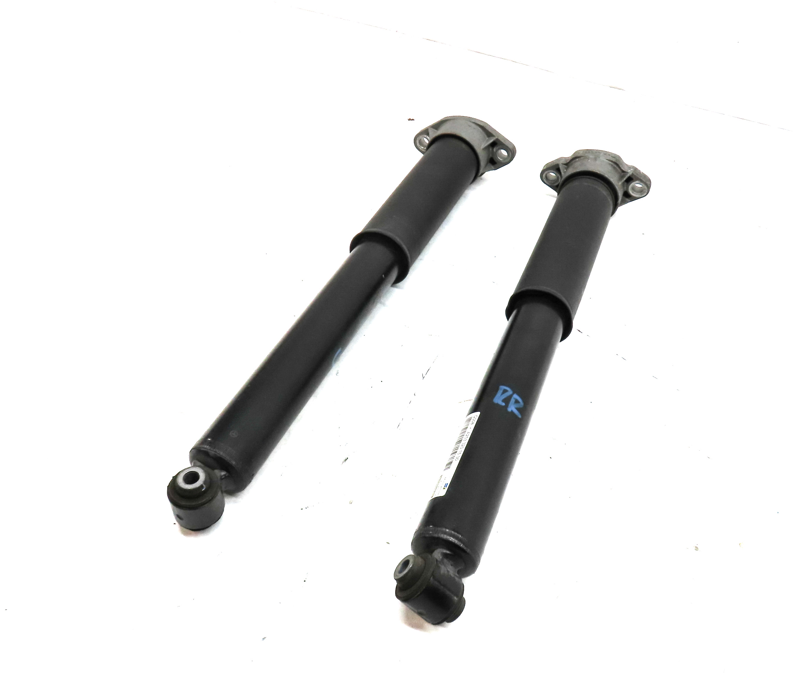 19 MERCEDES GLC300 X253 AWD REAR LEFT DRIVER & RIGHT PASSENGER SHOCK STRUT SET/2 — exact item pictured